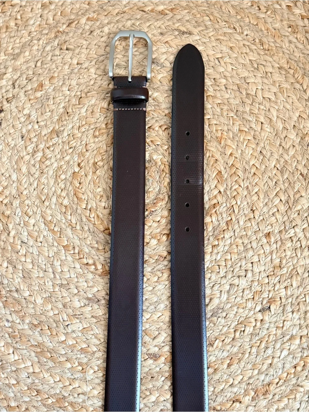 🌾 Johnston & Murphy Dark Brown Leather Belt with Silver Buckle